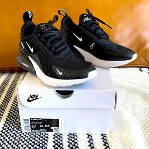 W Air Max 270